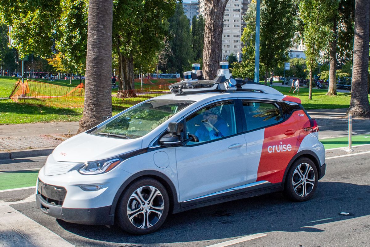 Test Drive Robot Car Cruise